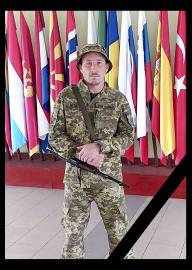 Громада попрощалася із солдатом Збройних сил України Сергієм Бугуєвим