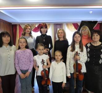 Вихованці дитячої музичної школи м. Горішні Плавні вдало виступили на ІV Всеукраїнському відкритому конкурсі молодих виконавців