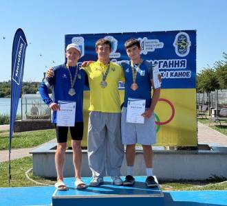Вихованець ДЮСШ №3 м. Горішні Плавні виборов дві медалі Всеукраїнських змагань «Олімпійські надії України» із веслування на байдарках і каное