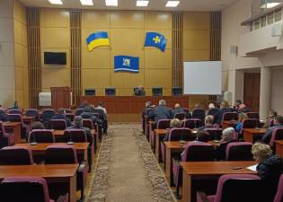 Нарада під головуванням міського голови щодо надзвичайної ситуації в громаді